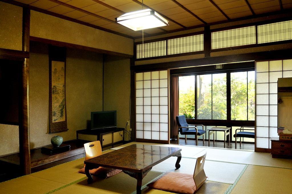 Hitoyoshi Ryokan Rom bilde