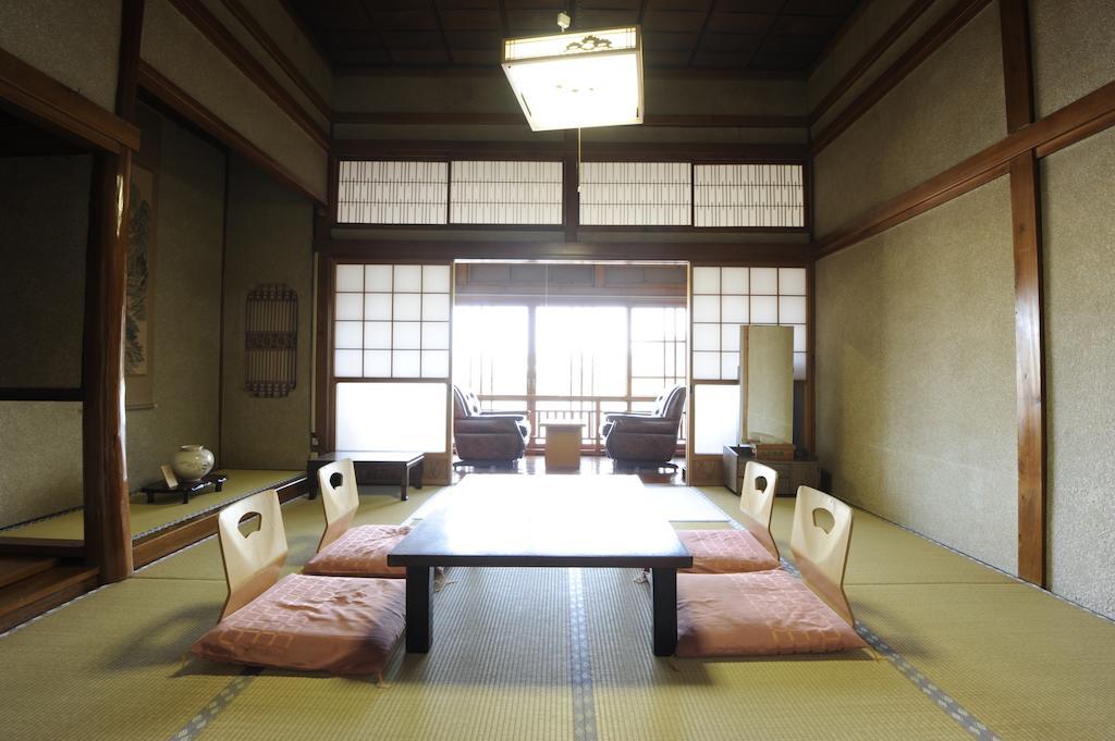 Hitoyoshi Ryokan Rom bilde