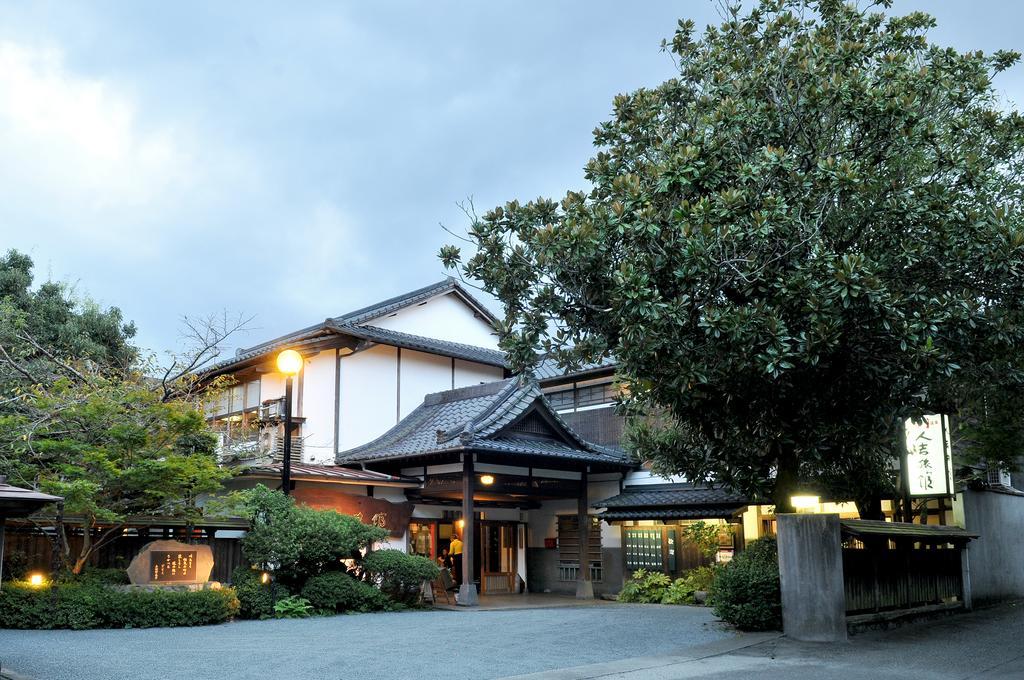Hitoyoshi Ryokan Eksteriør bilde