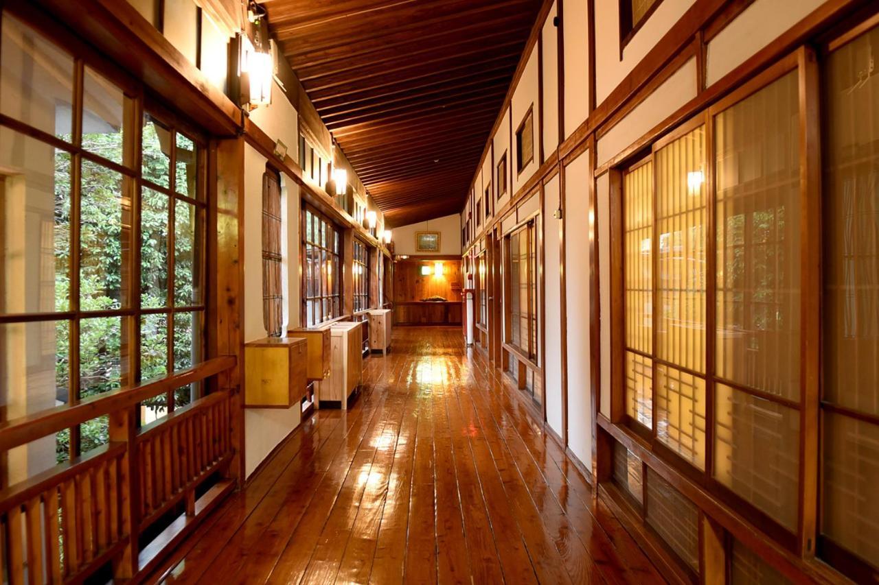 Hitoyoshi Ryokan Eksteriør bilde